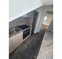 2 Zimmer Dachgeschosswohnung - 1.050,00&nbsp;EUR Kaltmiete, ca.&nbsp; 45,00&nbsp;m&sup2; in Schechen (PLZ: 83135)