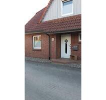 DHH in Jever-Moorwarfen befristet für 1,5 - 2 Jahren zu vermieten - Wittmund