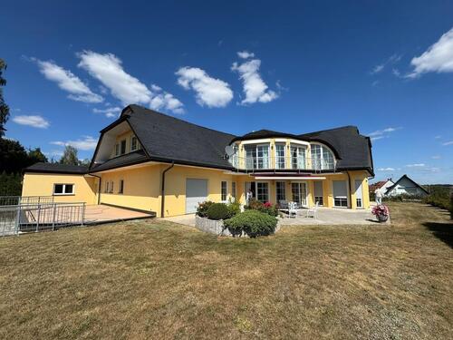 Foto - 7 Zimmer Einfamilienhaus zur Miete in Schönenberg-Kübelberg