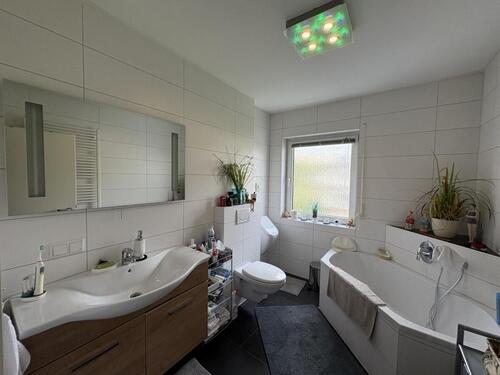 Foto - ruhige renovierte 2,5 ZiBalkonKücheGarage