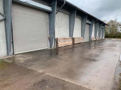 Foto - Hallenabteil 375 m2 zu vermieten