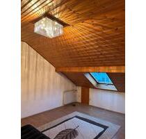 Zwei Zimmer Dachgeschosswohnung in Oberbreisig - Bad Breisig