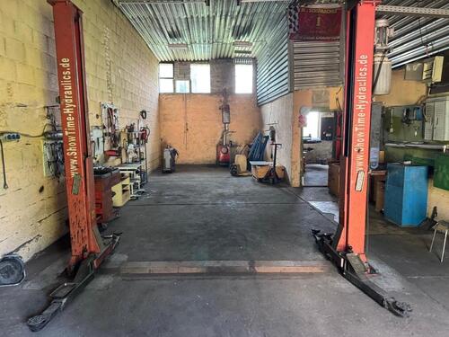 Foto - Biete eine Halle an ab sofort frei