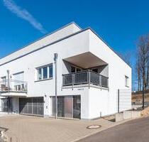 Neuwertige Zweizimmer-Wohnung inkl. EBK und TG-Stellplatz mit herrlichem Ausblick! - Trier Kürenz