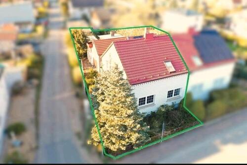Foto - Charmante Doppelhaushälfte + Grundstück und Einliegerwohnung