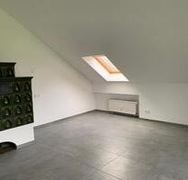 Großzügige DG. Wohnung - 862,00&nbsp;EUR Kaltmiete, ca.&nbsp; 75,00&nbsp;m&sup2; in Badenweiler (PLZ: 79410)