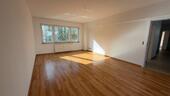 Foto - Attraktive 3-Zimmer-Wohnung mit großem Balkon in zentraler Lage