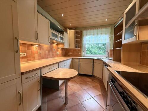 Foto - Schön geschnittene Hochparterre Wohnung mit Balkon + Einbauküche