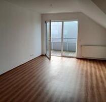 2,5 Zi, barrierefrei,neue Küche,Bad,Carport, 10qm Balk, Fahrstuhl - Osnabrück Gretesch