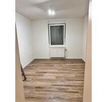 Neu renovierte 2-Zimmer-Wohnung im Erdgeschoss – Iserlohn Zentrum