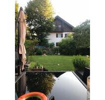 Schöne 3 Zimmer Gartenwohnung in Putzbrunn