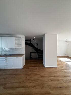 Foto - Grundsanierte Doppelhaushälfte mit 5 Zi. in Mörfelden-Walldorf