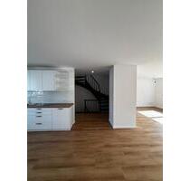 Grundsanierte Doppelhaushälfte mit 5 Zi. in Mörfelden-Walldorf