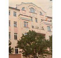 Ohne Makler - bezugsfreie Altbauwohnung nahe Arnimplatz - Berlin Pankow