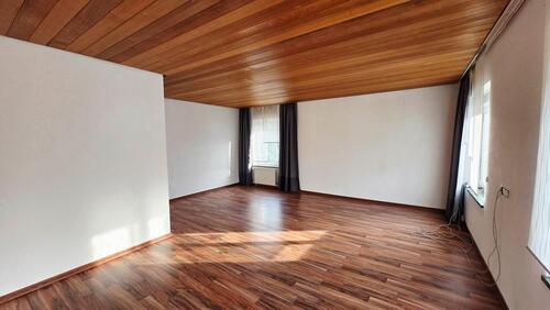 Foto - Großzügige, helle Wohnung mit Bad und Einbauküche in Schlettau