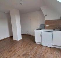 Helle 1 ZKB Dachgeschoss-Wohnung - Bad Salzuflen Ehrsen-Breden