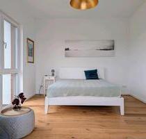 Vermiete Zimmer + Bad auf eigener Etage - ruhiges zusammenwohnen - Hohen Neuendorf