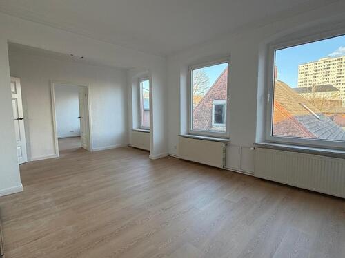 Foto - Moderne 3-Zi.-Wohnung mit Balkon, PKW-Stellplatz im Herzen von IZ