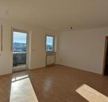 Zentrale 4-Zimmer-Wohnung mit Balkon in Leipheim