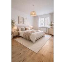 Provisionsfrei - kernsanierte 3 Zimmer Wohnung mit Balkon - Nürnberg Rabus