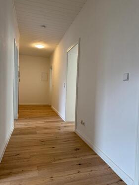 Foto - Schöne 3-Zimmerwohnung (1. OG) Meerane