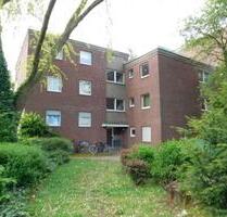 Sehr schöne 3-Zimmer-Erdgeschosswohnung... renoviert und bezugsfertig mit Balkon...! - Krefeld Gellep-Stratum