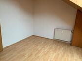 Foto - 2 Zimmer Dachgeschoßwohnung zur Miete in Frickenhausen