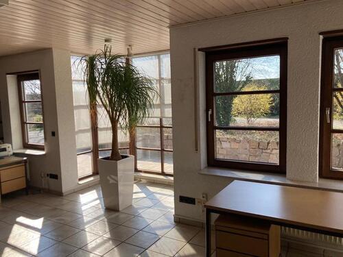 Foto - Helle Büro-Praxisräume in Bürstadt in schöner Lage