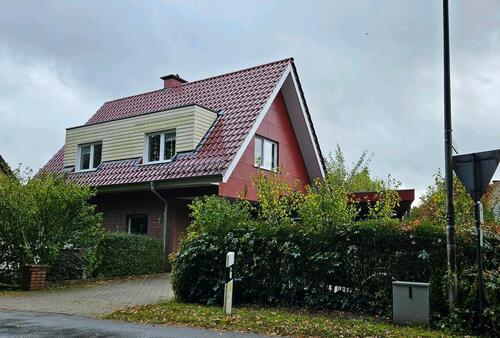 Foto - Saniertes Einfamilienhaus direkt am Wald mit großem Garten
