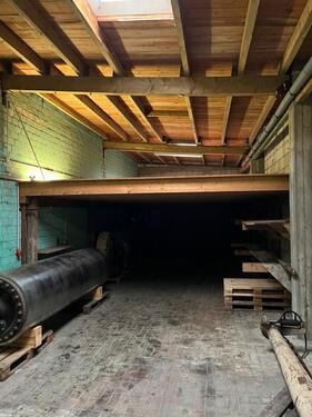 Foto - Lagerhalle zu vermieten! 100qm (150qm) mit Tor, neue Beleuchtung!