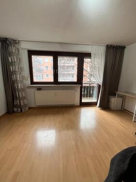 Foto - Ein-Zimmer-Wohnung mit Balkon, Keller und TG-Stellplatz
