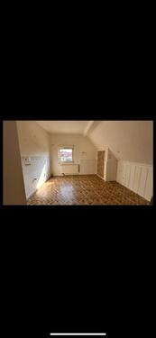 Foto - Dachwohnung 114 qm 5 Zummer - 950,00 EUR Kaltmiete,