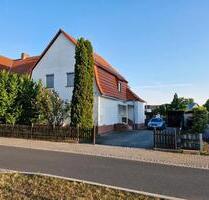 Doppelhaushälfte - 75.000,00&nbsp;EUR Kaufpreis, ca.&nbsp; 160,00&nbsp;m&sup2; in Gröditz (PLZ: 01609)
