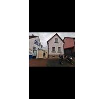 Einfamilienhaus in Friesenheim - 1.150,00&nbsp;EUR Kaltmiete, ca.&nbsp; 65,00&nbsp;m&sup2; in Ludwigshafen am Rhein (PLZ: 67063) Ludwigshafen-Hemshof