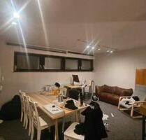 Große zentrale vollmöblierte 1 Zimmer Souterrainwohnung - Bonn Poppelsdorf