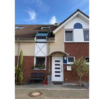 Haus in Hofanlage zu verkaufen - 545.000,00 EUR Kaufpreis, in Willich (PLZ: 47877)