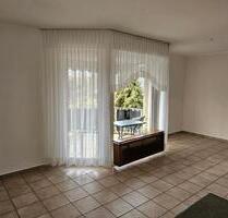 Helle 3,5 Zimmer-Wohnung mit Kamin und zwei Balkonen 93m² Do-Süd - Dortmund Hörde