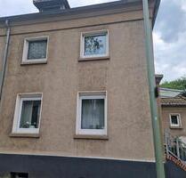 Geräumiges 4,5- Zimmer- Haus in Duisburg Bruckhausen