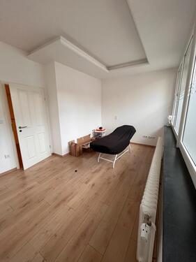 Foto - Raum zur Untervermietung - 350,00&nbsp;EUR Kaltmiete, ca.&nbsp; 13,00&nbsp;m&sup2;