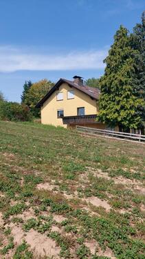 Foto - Mitten im Grünen! Großzügige Dachgeschosswohnung zur Vermietung