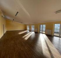 300m² Gewerbefläche (1. OG m. Lift) zu vermieten in 35580 Wetzlar