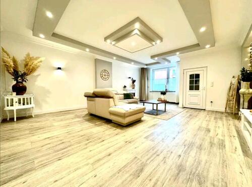 Foto - Ihr Traumhaus wartet - Modernes Reihenhaus mit Luxus & Stil