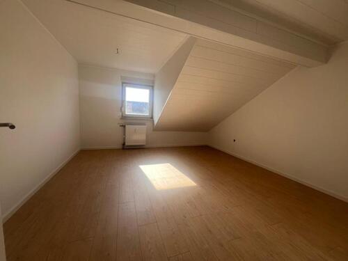 Foto - 2 Zimmer Dachgeschoßwohnung in Neulußheim