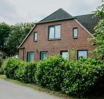 vielseitig nutzbares, modernisiertes Haus mit großem Grundstück - Dänischenhagen