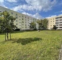 3-Zimmer-Wohnung mit Balkon - 340,00&nbsp;EUR Kaltmiete, ca.&nbsp; 62,83&nbsp;m&sup2; in Elsterwerda (PLZ: 04910)