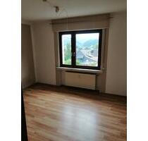 Vermiete Wohnung 75qm im 2 Familienhaus mit Balkon stadtnah ruhig - Plettenberg