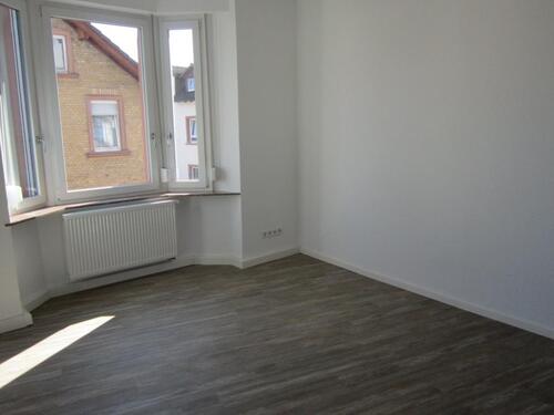 Foto - 1.OG, 3 Zimmer Wohnung. Balkon. Altbau Aschaffenburg Damm Mitte