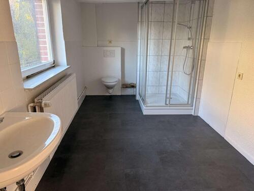 Foto - Großes Einfamilienhaus mit 6 Zimmern und 162 qm Wohnfläche und viel Nutzfläche