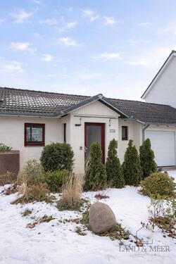 Foto - Großzügiges Wohnen mit Hauscharakter – Maisonette-Wohnung mit Meerblick in zweiter Meereslinie