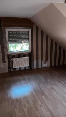 Foto - Altbau, 3 Zimmer, Dachgeschosswohnung